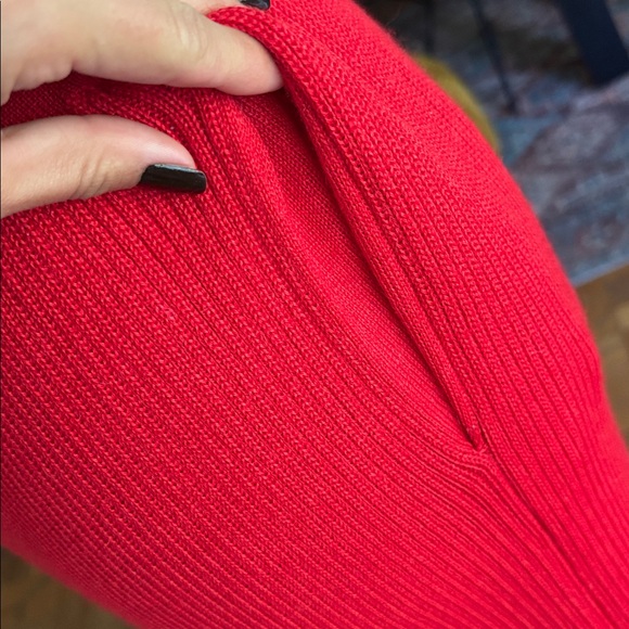 HESPERIOS ♥️ Archimedes Knit Alpaca/Silk Skirt with Pockets in Poppy Red - Picture 8 of 12